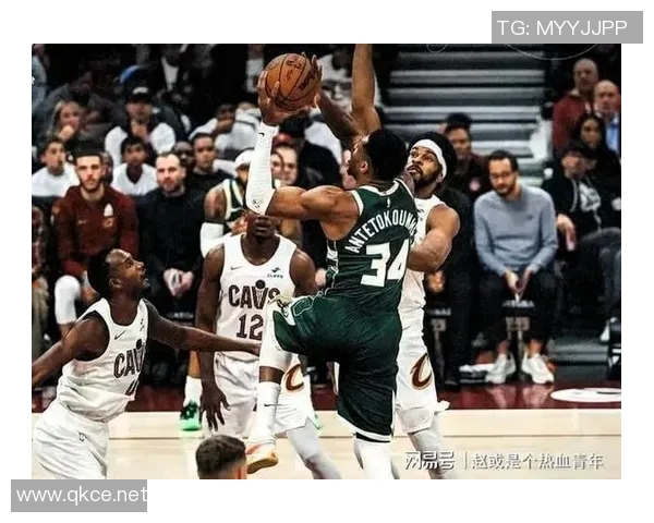 字母哥失常米德尔顿CJ联手三分致命雄鹿失误自毁前程令人心痛