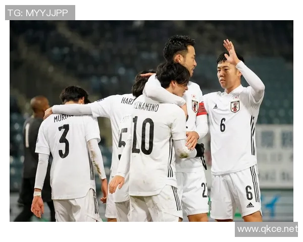 日本门将被换下后痛哭流涕球队遭绝杀令人心疼的瞬间