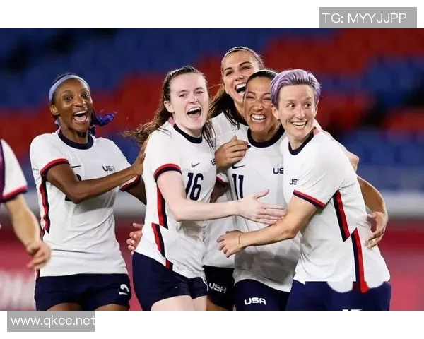 赫内斯直言女足亏损严重同工同酬的提法让人哭笑不得