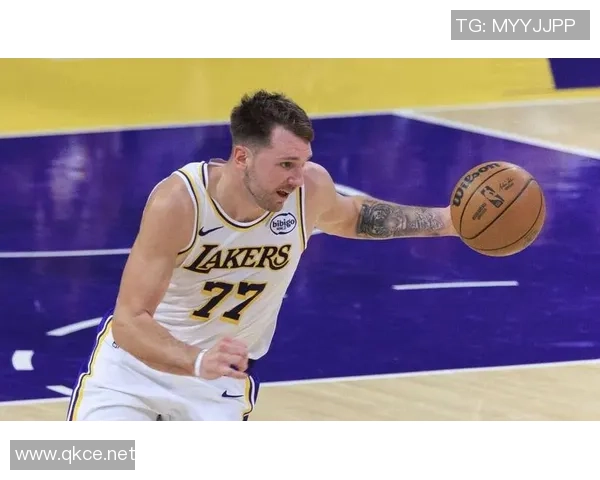 湖媒称里夫斯效率超东契奇引发热议球迷纷纷点赞